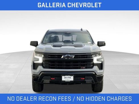 Used 2024 Chevrolet Silverado 1500 LT Trail Boss w/ Convenience Package II image 3