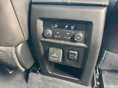 Used 2023 Chevrolet Traverse Premier w/ Redline Edition AWD/4WD image 20