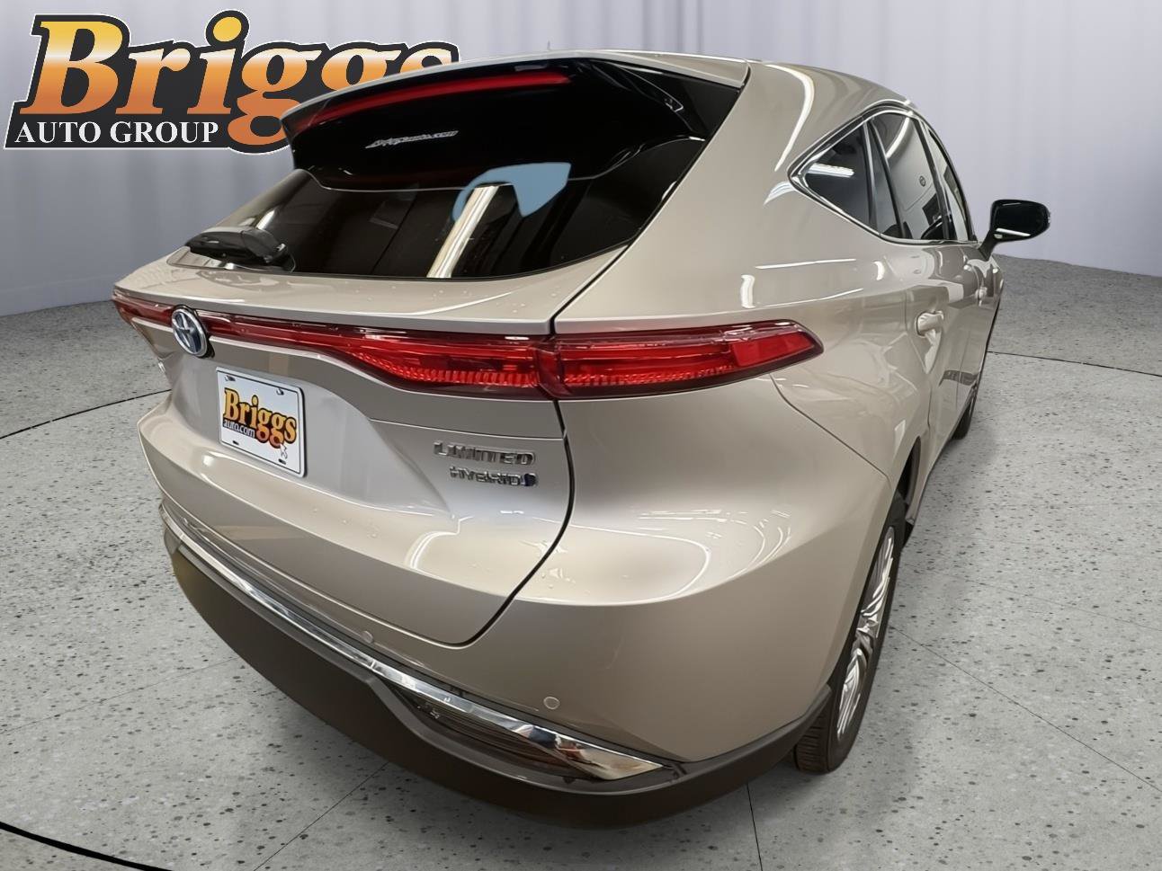 Used 2021 Toyota Venza Limited w/ Advanced Technology Package AWD/4WD image 6