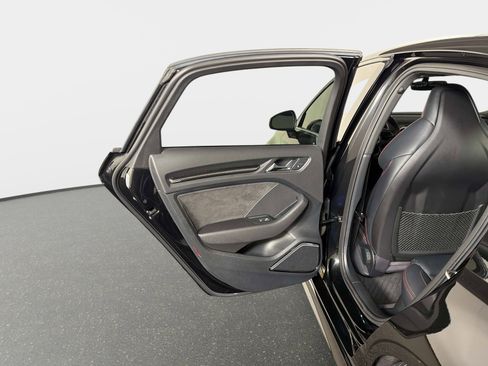 Used 2018 Audi RS 3 image 31