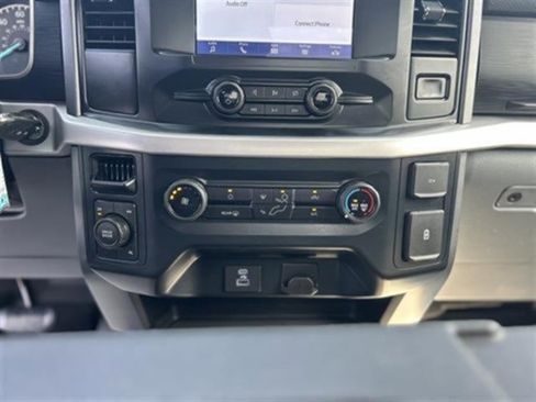 Certified 2022 Ford F150 XLT image 15