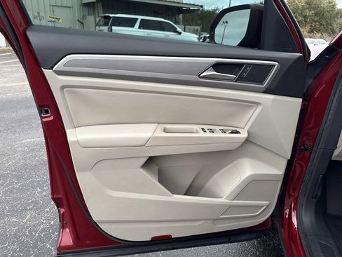 Used 2018 Volkswagen Atlas SE image 19