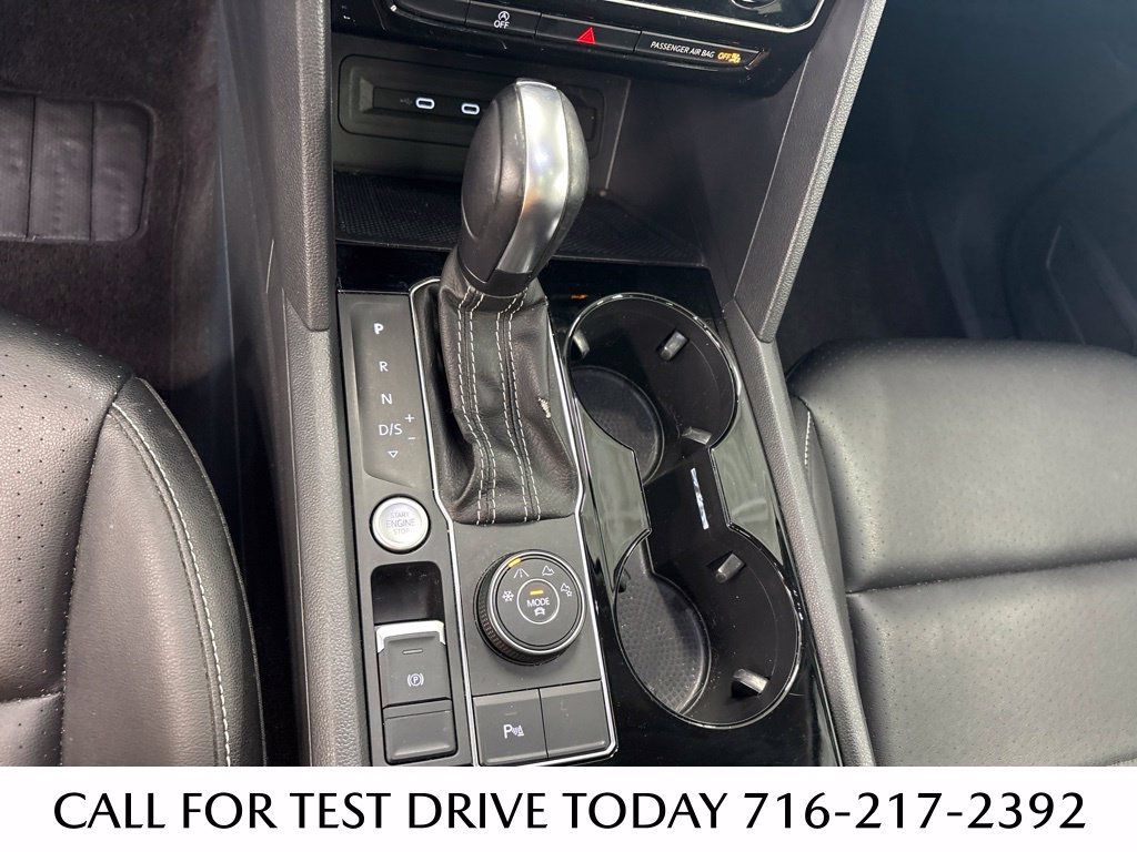 Used 2021 Volkswagen Atlas SEL AWD/4WD image 22