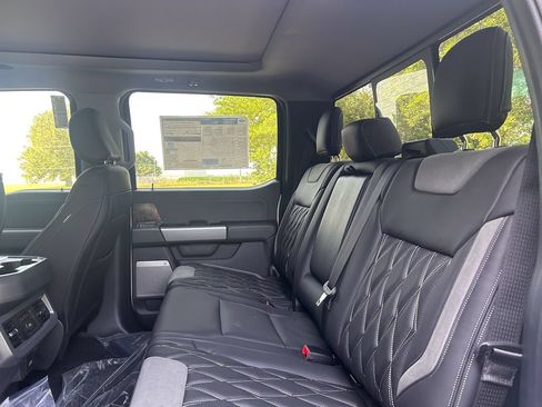 New 2026 Ford F250 Lariat w/ Black Appearance Package AWD/4WD image 14