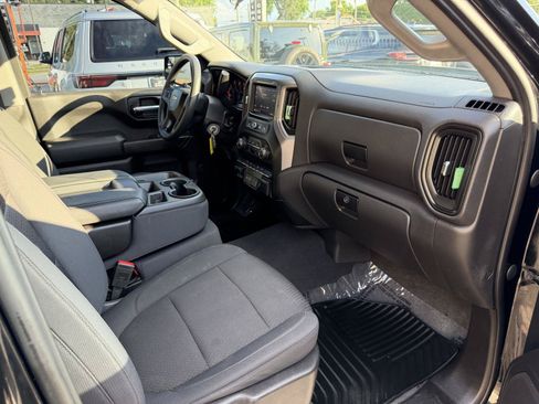 Used 2021 Chevrolet Silverado 1500 Custom AWD/4WD image 29