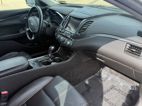 Used 2019 Chevrolet Impala Premier FWD image 46