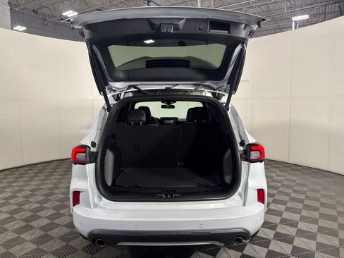 Used 2025 Ford Escape ST-Line Elite w/ Premium Technology Package AWD/4WD image 10