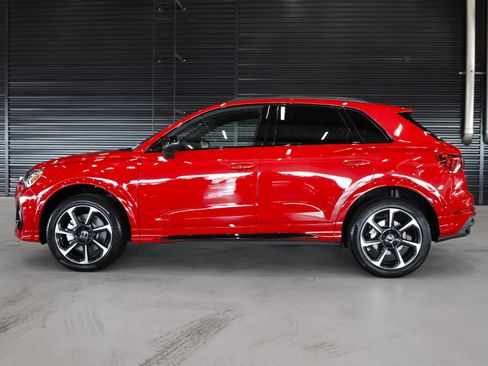 New 2025 Audi Q3 2.0T Premium Plus image 14