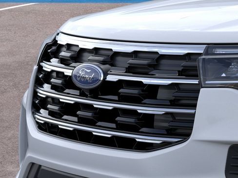 New 2026 Ford Explorer Active RWD image 46