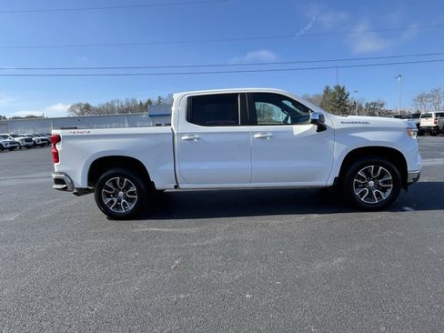 Used 2022 Chevrolet Silverado 1500 LT image 21