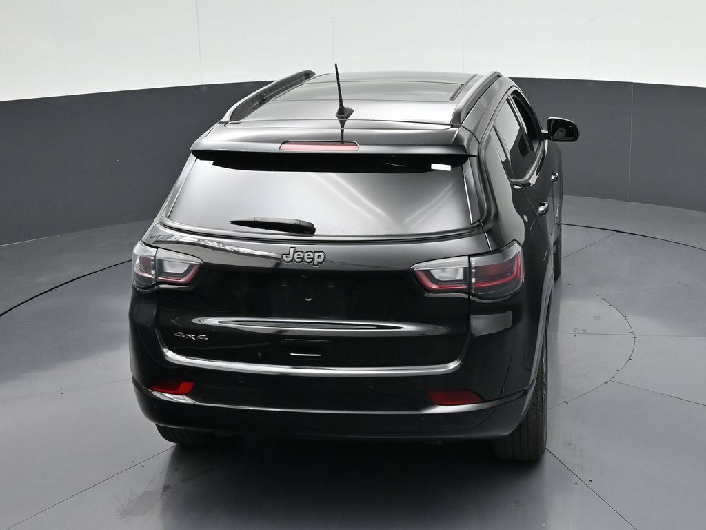 Used 2024 Jeep Compass Limited w/ High Altitude Package AWD/4WD image 24
