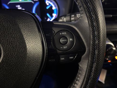 Used 2021 Toyota RAV4 XSE w/ XSE Grade Weather Package image 9