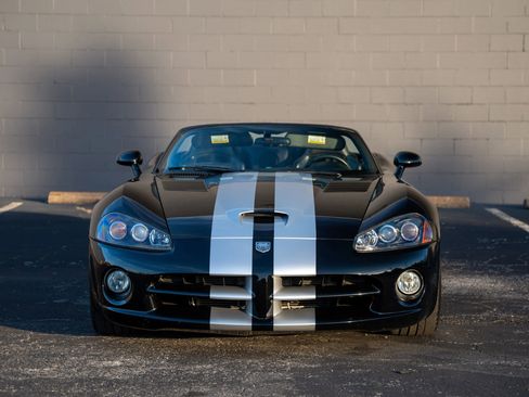 Used 2006 Dodge Viper SRT-10 image 12