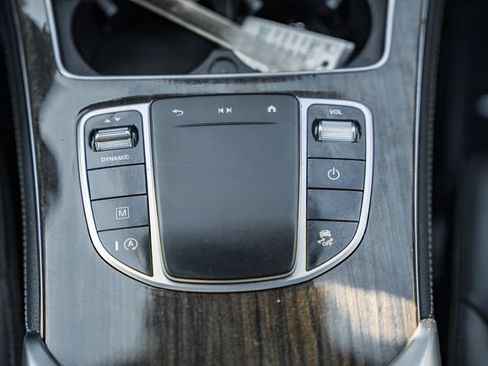 Used 2020 Mercedes-Benz GLC 300 GLC 300 image 26