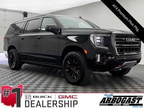 Used 2023 GMC Yukon XL AT4 w/ AT4 Premium Plus Package AWD/4WD image 1