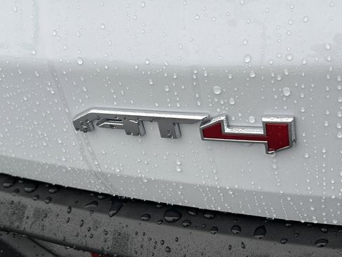 New 2026 GMC Acadia AT4 w/ Super Cruise Package image 10