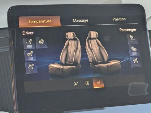 New 2026 Cadillac Vistiq Luxury w/ LPO, Floor Liner Package image 19