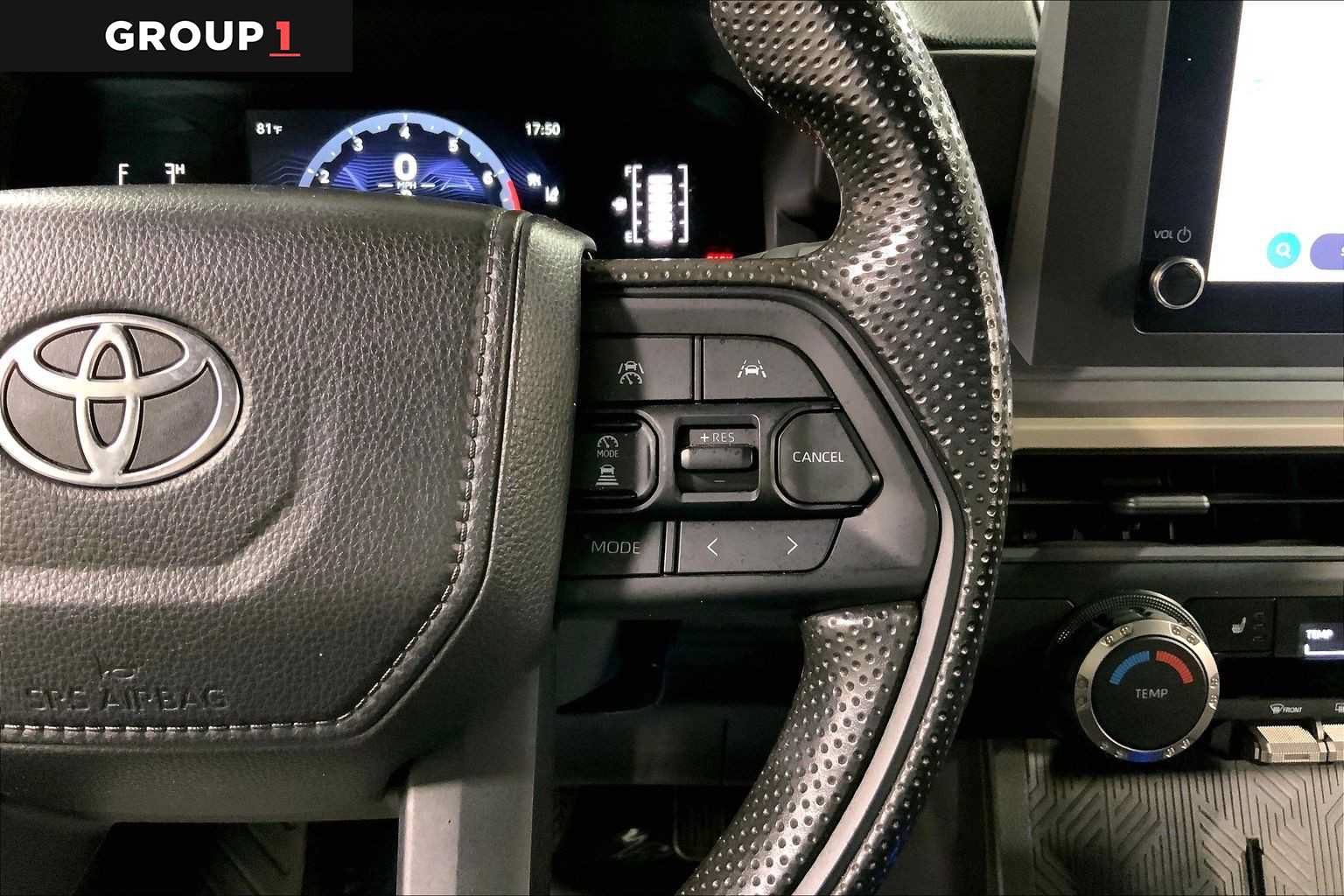 Certified 2025 Toyota Tacoma SR5 AWD/4WD image 25