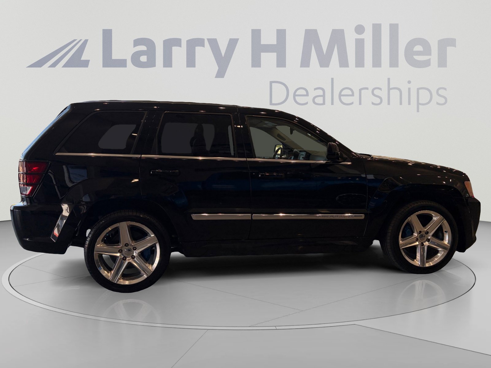 Used 2006 Jeep Grand Cherokee SRT8 w/ SRT Option Group I AWD/4WD image 6