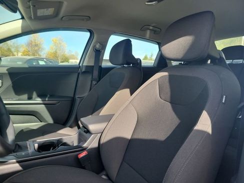 New 2026 Kia K4 FWD image 12
