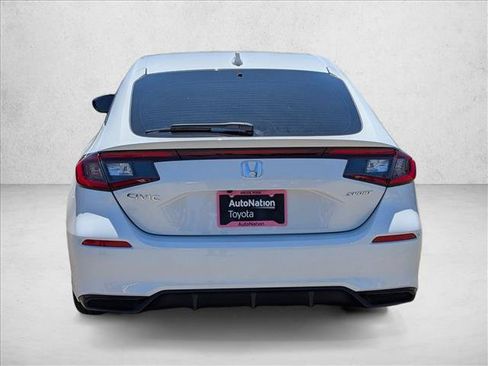 Used 2023 Honda Civic Sport image 7