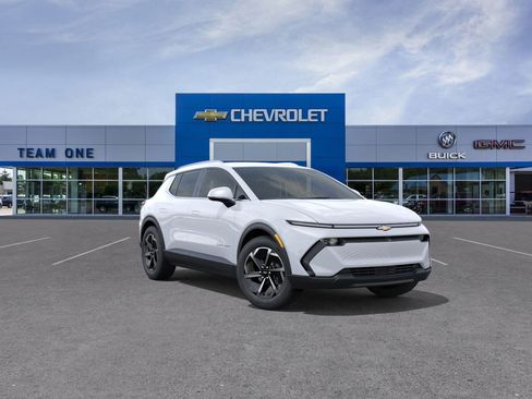 New 2026 Chevrolet Equinox EV LT image 25