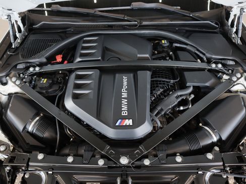 Used 2022 BMW M4 xDrive Competition AWD/4WD image 4