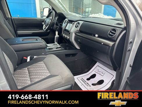 Used 2019 Toyota Tundra SR5 w/ Convenience Package image 18