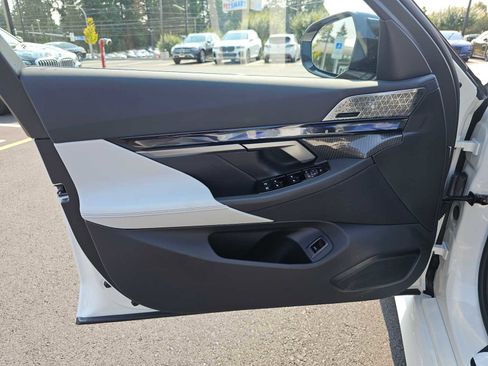 New 2026 BMW M5 w/ Carbon Package image 22