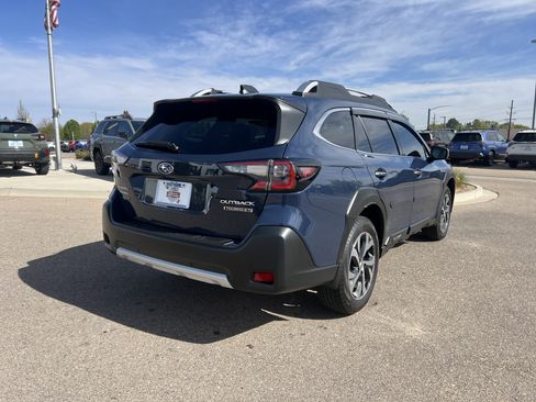 Used 2024 Subaru Outback Touring XT AWD/4WD image 10