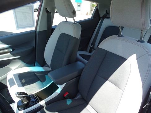 Certified 2021 Chevrolet Bolt LT FWD image 8
