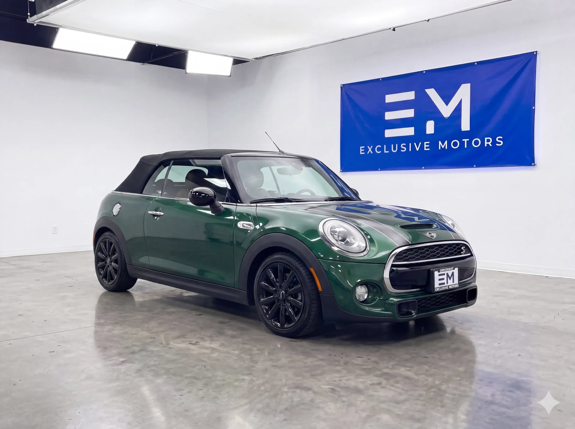 Used 2019 MINI Cooper S w/ Signature Upholstery Package FWD image 1