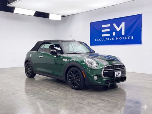 Used 2019 MINI Cooper S w/ Signature Upholstery Package FWD image 1
