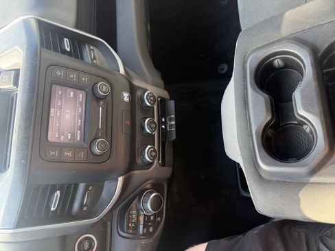 Used 2022 RAM 1500 Big Horn AWD/4WD image 24