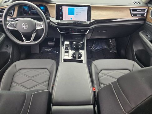 Certified 2026 Volkswagen Atlas SE w/ Panoramic Sunroof Package FWD image 14