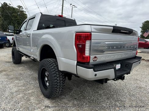 Used 2017 Ford F250 Platinum w/ Platinum Ultimate Package AWD/4WD image 12