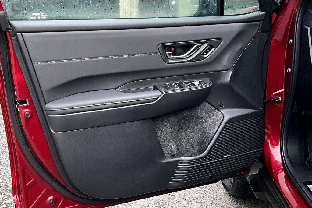 Certified 2026 Subaru Outback Touring AWD/4WD image 13