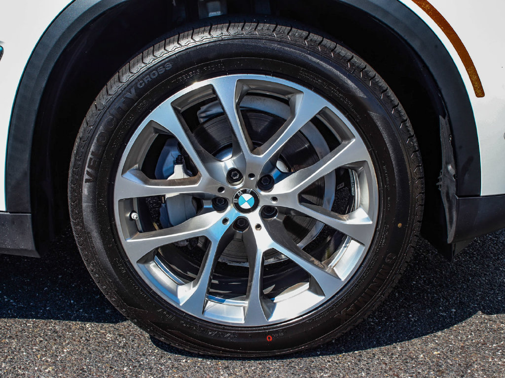 Used 2023 BMW X5 xDrive40i w/ Luxury Seating Package AWD/4WD image 7