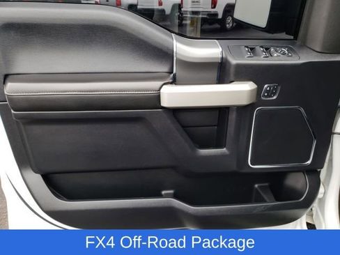 Used 2016 Ford F150 Lariat w/ Equipment Group 502A Luxury image 17