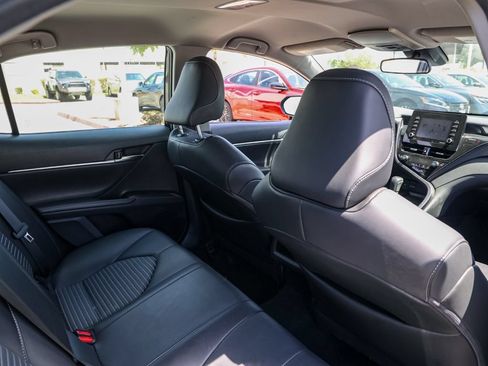 Used 2024 Toyota Camry SE FWD image 17