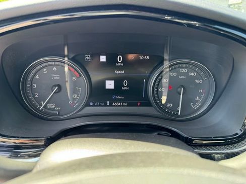 Used 2023 Cadillac XT6 Sport w/ Technology Package AWD/4WD image 33