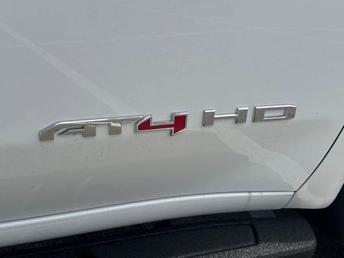 New 2026 GMC Sierra 2500 AT4 image 12