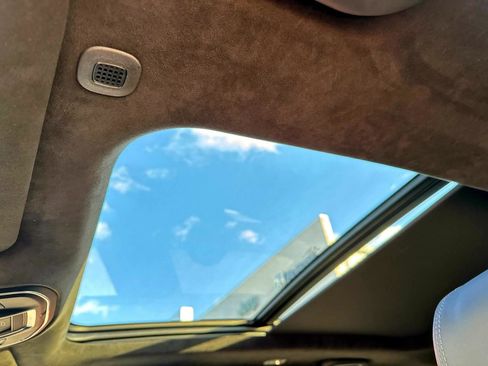 Used 2025 Jeep Wagoneer S Launch Edition image 23