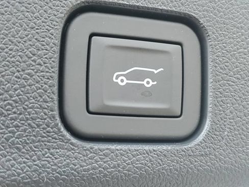 New 2026 GMC Acadia AT4 w/ Luxury Package AWD/4WD image 33