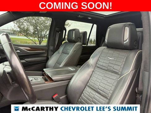 Used 2022 Cadillac Escalade Sport Platinum w/ Heavy-Duty Trailer Package AWD/4WD image 57