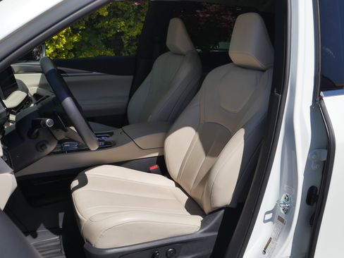 Used 2024 INFINITI QX60 Luxe AWD/4WD image 35
