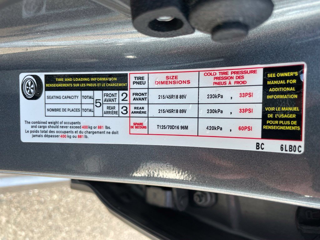Used 2025 Nissan Sentra SR FWD image 32