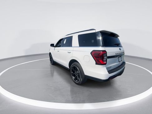Used 2024 Ford Expedition Limited AWD/4WD image 6