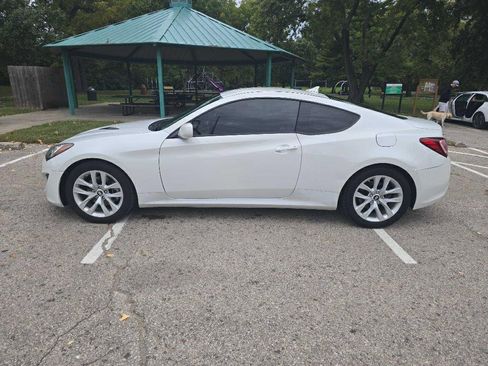 Used 2013 Hyundai Genesis 2.0T image 8