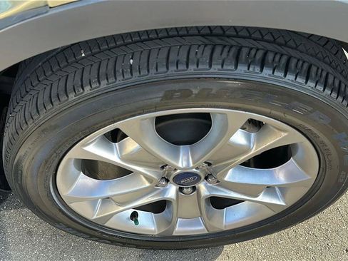 Used 2013 Ford Escape SEL w/ Class II Trailer Tow Pkg FWD image 19